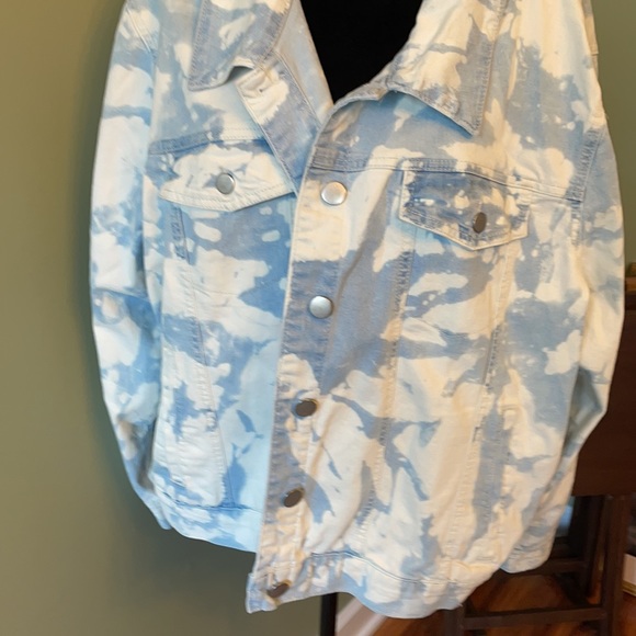 New Bleached Jean Jacket - Picture 3 of 5